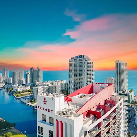 Amenities BALCONY w Stunning Views-Beachfront Hallandale Beach Exterior foto